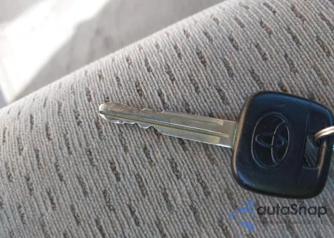 2003 Toyota Camry Le из США, поврежденный, VIN 4T1BE32K73U641312